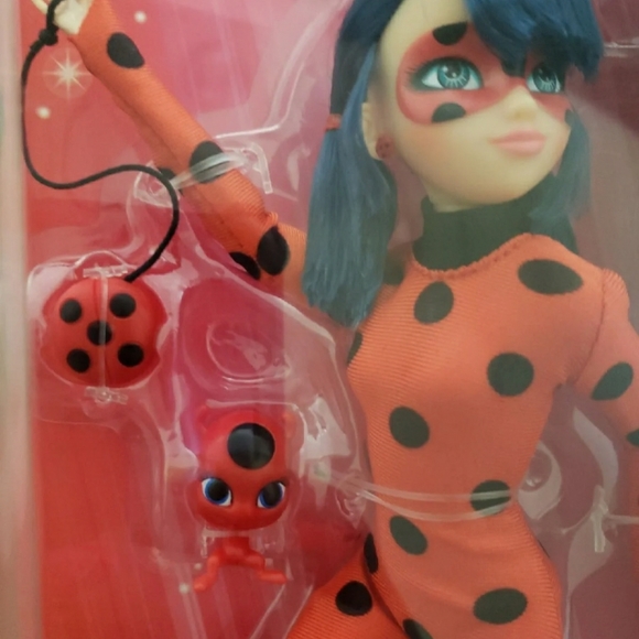 Miraculous Ladybug and Cat Noir Dolls - Picture 7 of 9